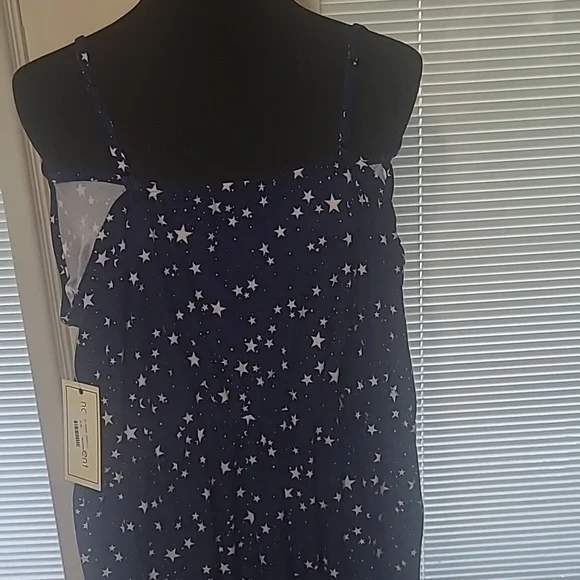 Blue Star Shorts romper XL - Picture 4 of 4